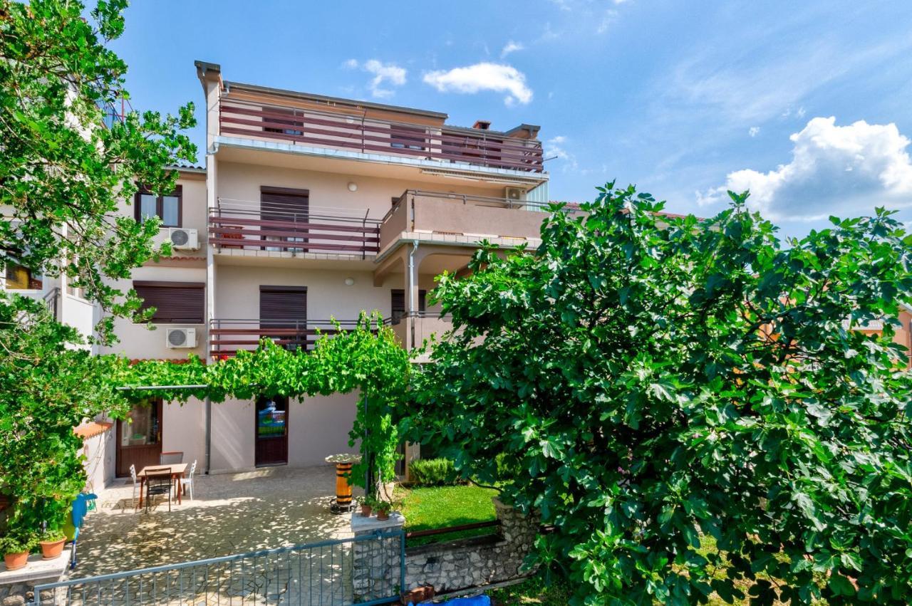 Ananas Apartments Crikvenica Ngoại thất bức ảnh