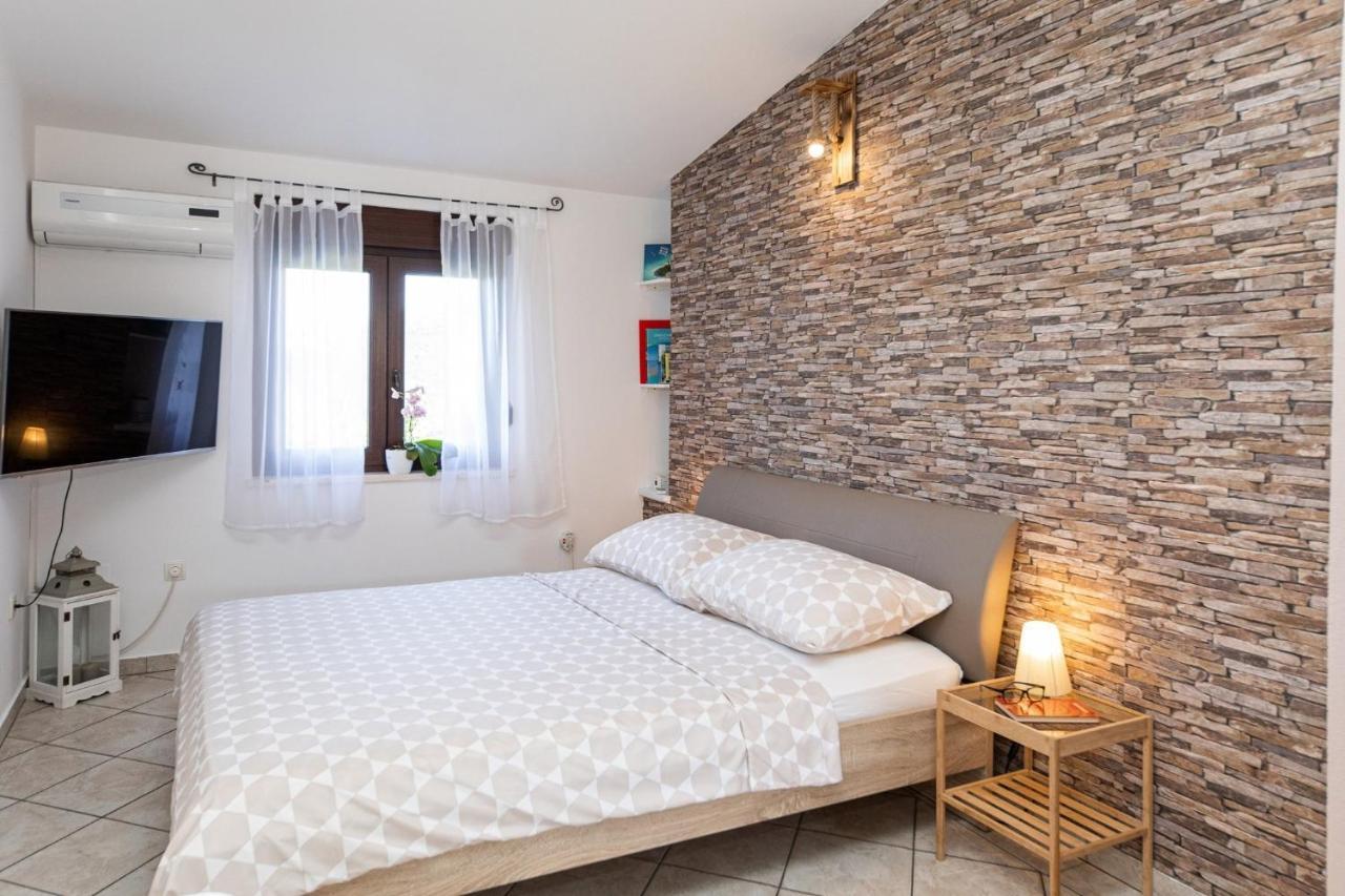 Ananas Apartments Crikvenica Ngoại thất bức ảnh